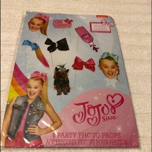 JoJo Siwa photo props 8 count